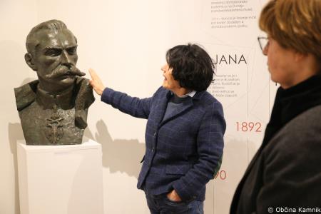 Zadnje javno vodstvo po razstavi Zgodbe Maistrovih predmetov iz virtualnosti v resnično (23)